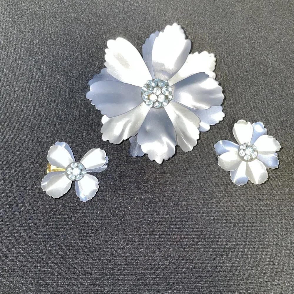 Lot Of Grey Silver Blue Metallic Floral Brooch With Rinestones 3 inch & Earings